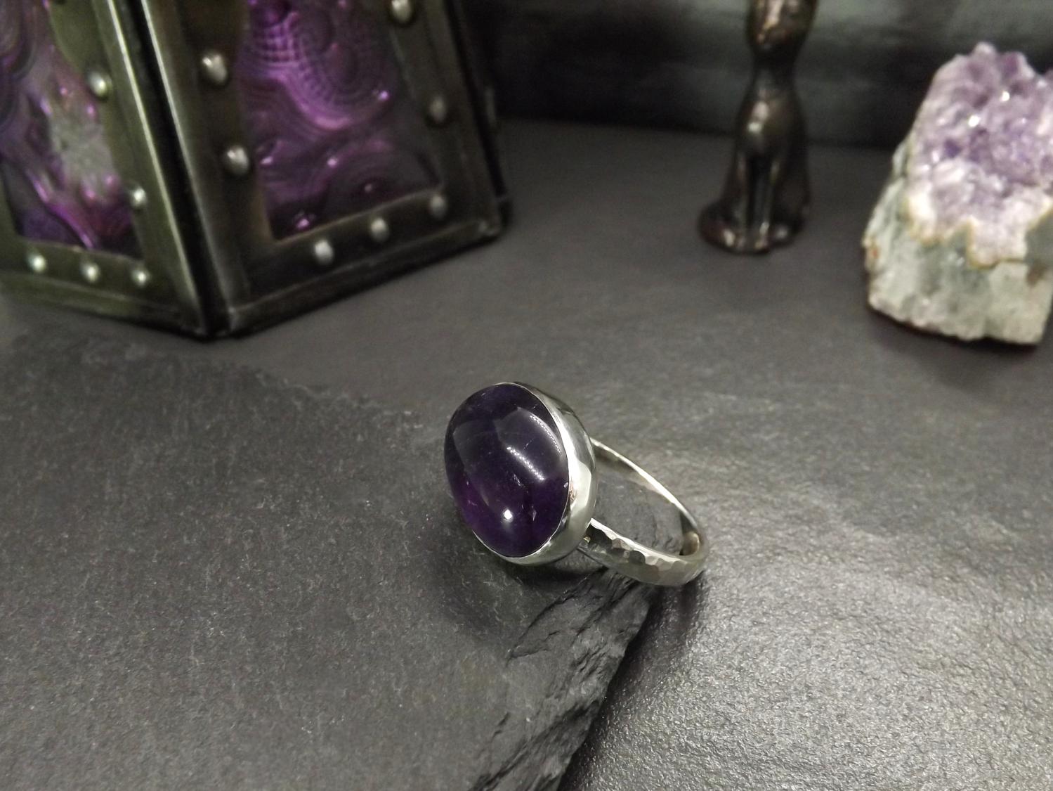 Amethyst Chunky Hammered Silver Ring, size R