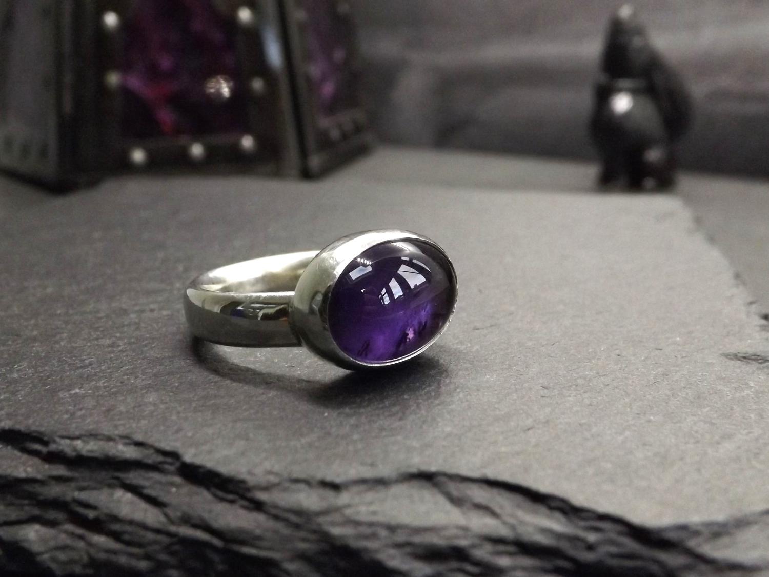 Amethyst Chunky Silver Ring, size K